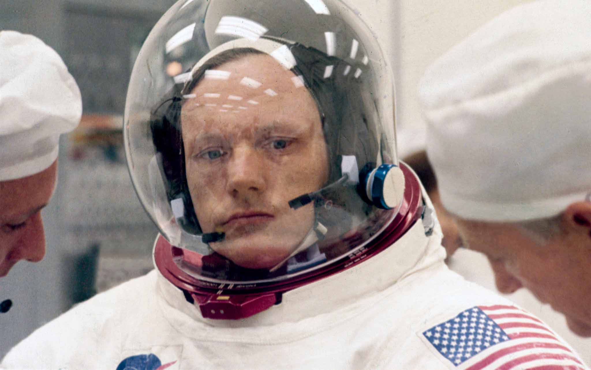 Neil Armstrong’s hair sold on 2004 fun fact